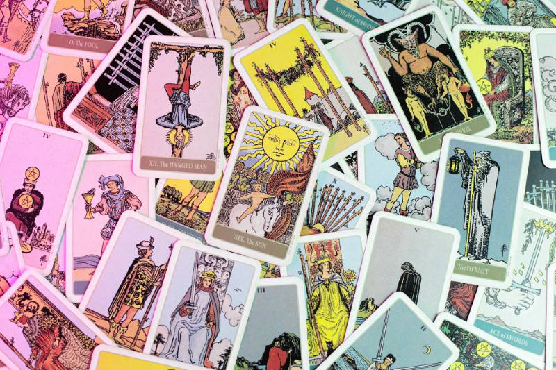 Arcanes du Vivant - Apprendre à se souvenir du Tarot - Le Chant d'Ananda - Stéphanie Marti - Formations et stages